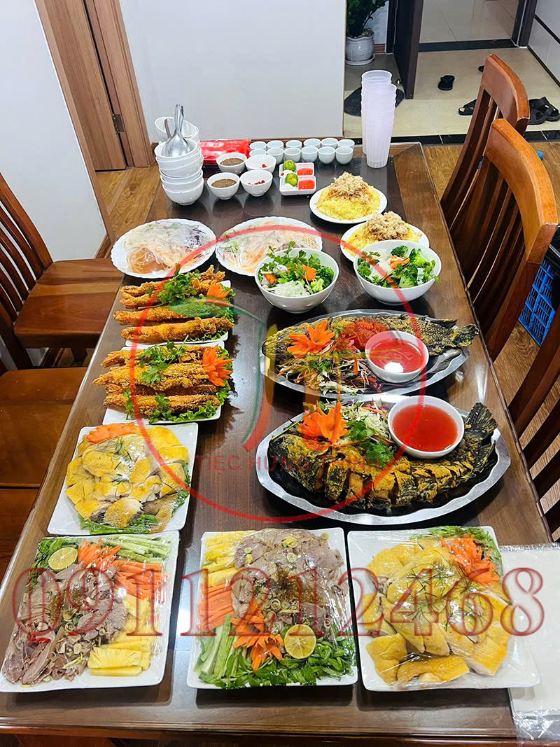 đặt cỗ ở chung cư the crown