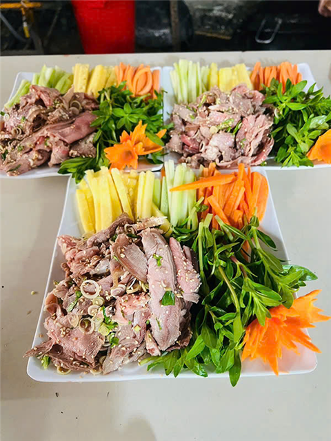 Ảnh đặt cỗ trung thu ở hà đông