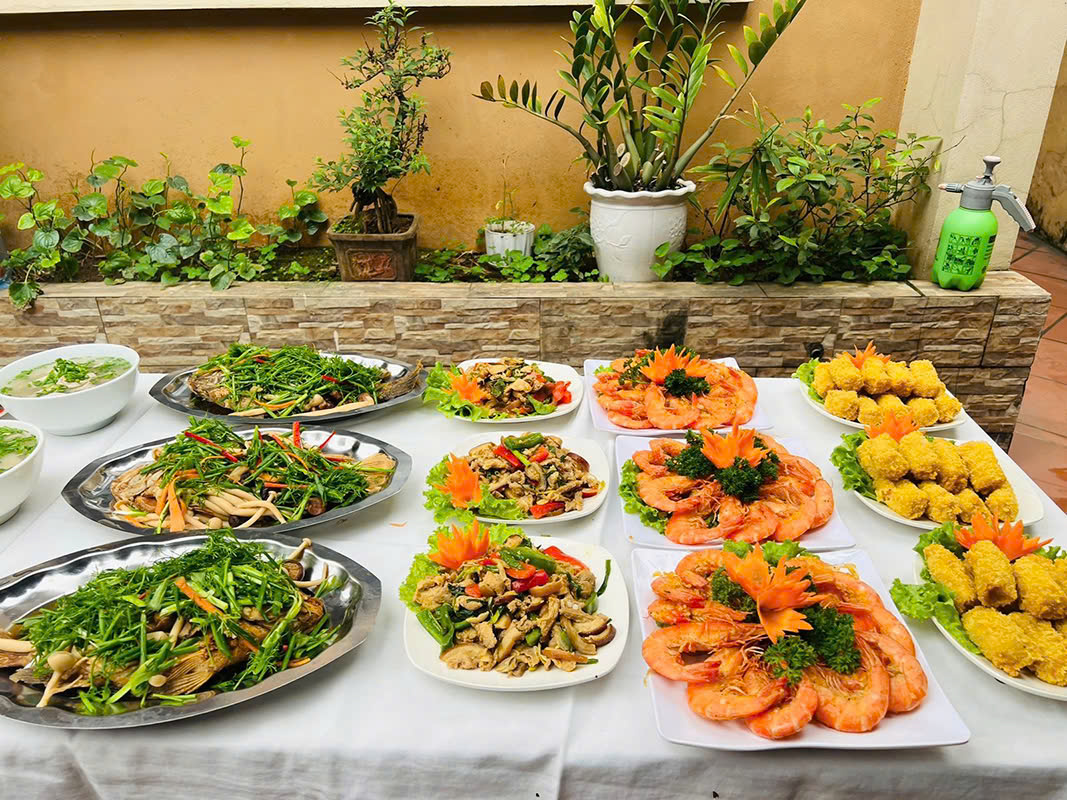 đặt cỗ ở chung cư phú lương residence