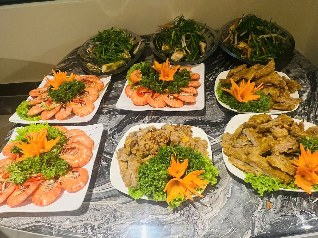 đặt cỗ ở chung cư goldsilk city tố hữu