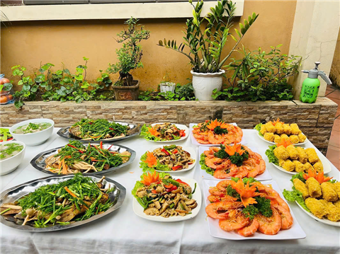 Ảnh đặt cỗ ở khu đô thị đô nghĩa