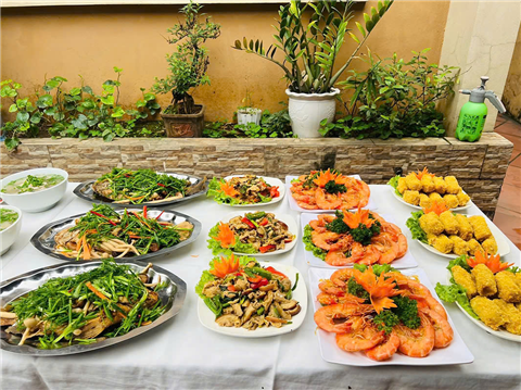 Ảnh đặt cỗ ở chung cư la casta tower tố hữu