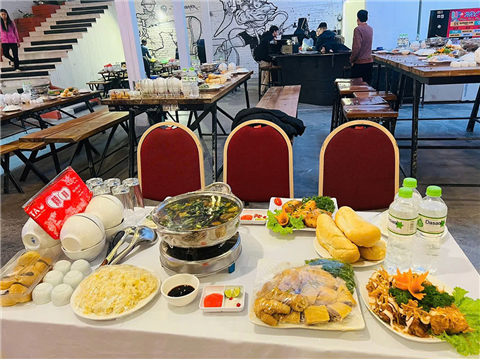Ảnh đặt tiệc buffet la khê